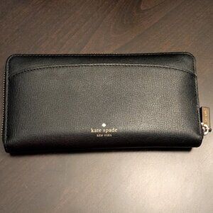 O2 KATE SPADE New York Large Continental (NWOT)